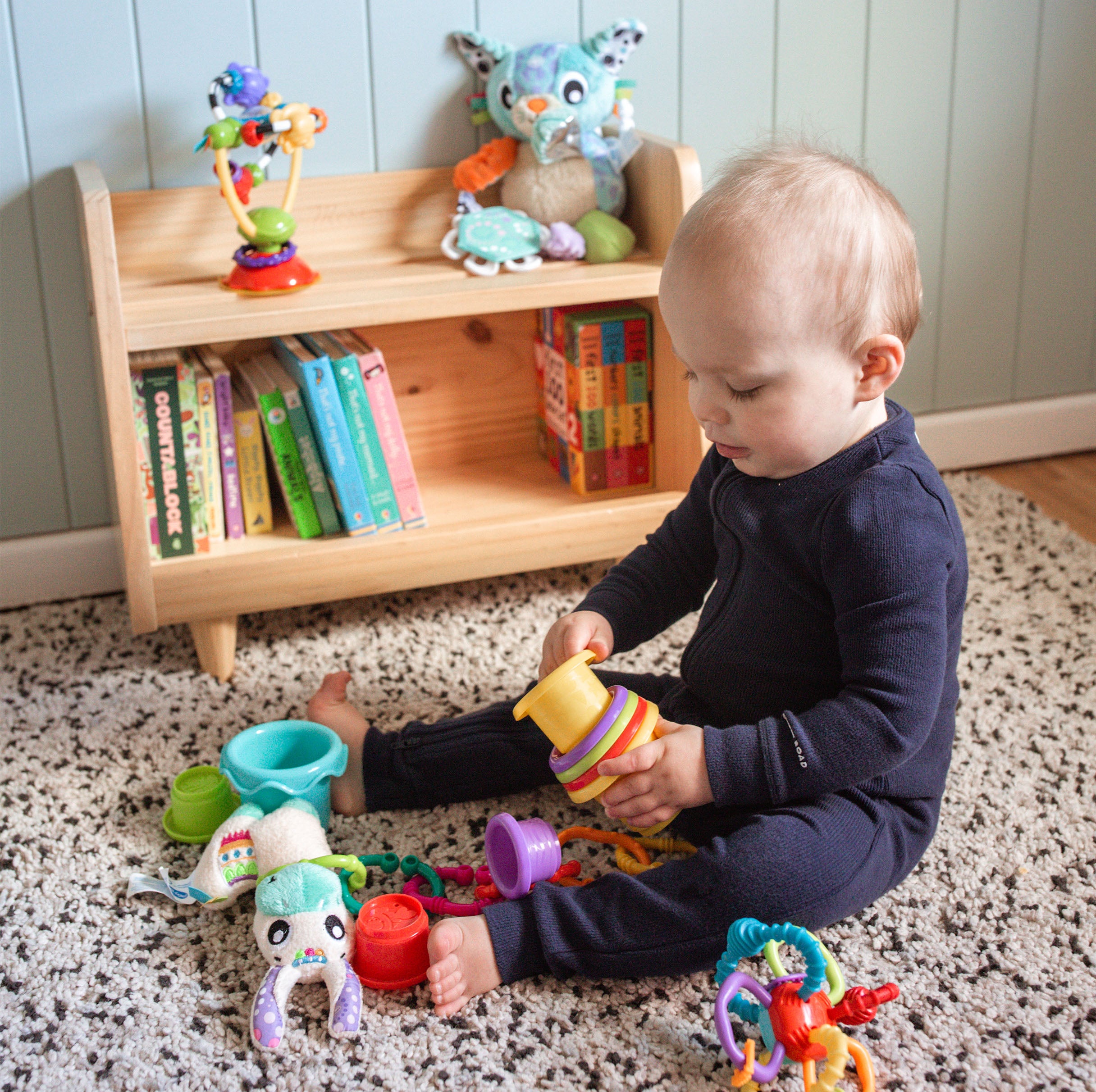 Playgro Sensory Llama Explore and Play Gift Pack