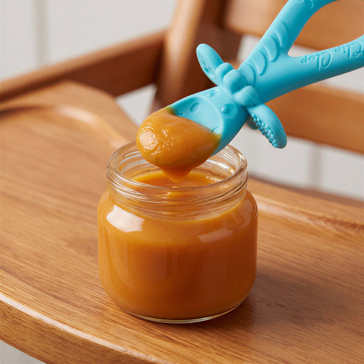 Clip Clop Dip & Flip Spoon - Blue